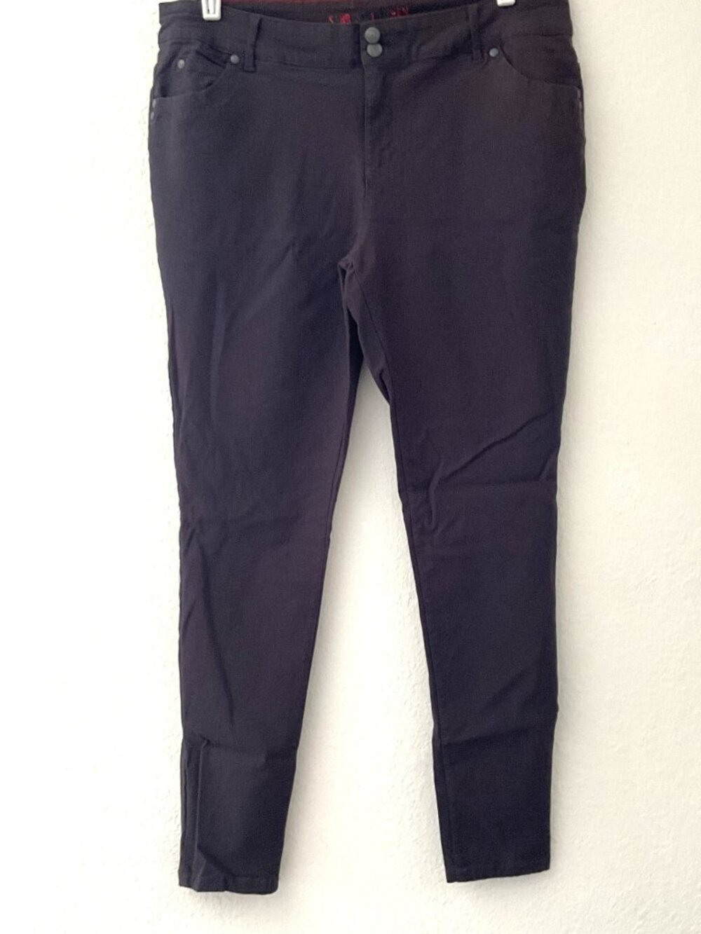 SABRINA LAUREN PLUS JEGGINGS 18W